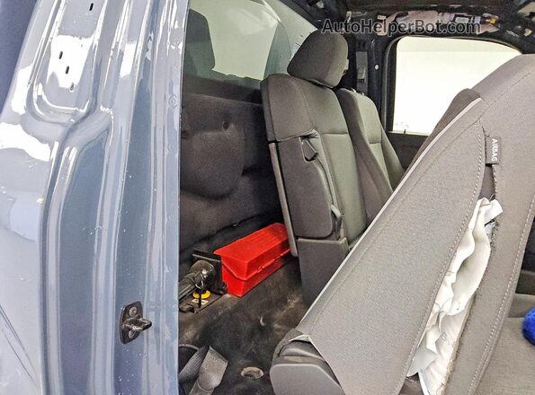 1FDBF2BA6REF24533 2024 FORD F250 Blue Rear seats view