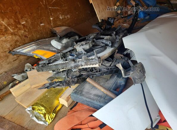 1FDBF9ZM5JKB01053 2018 FORD TRANSIT White Engine compartment view