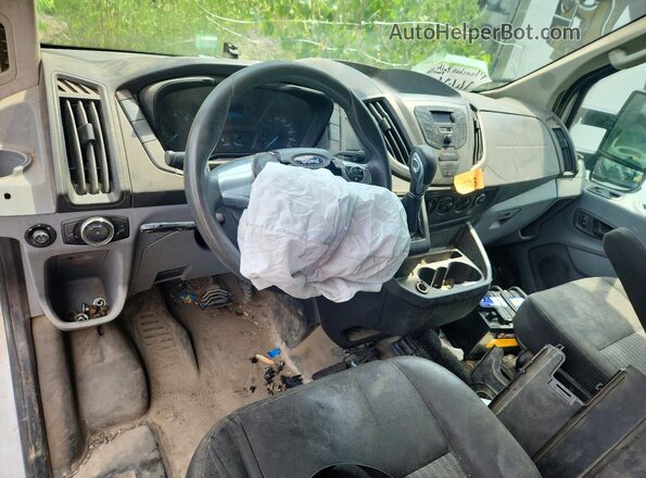 1FDBF9ZM5JKB01053 2018 FORD TRANSIT White Dashboard view