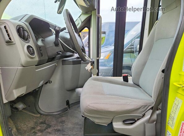 1FDXE4FS1HDC30033 2017 FORD E White Front interior view