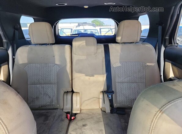 1FM5K7B82HGD39451 2017 FORD EXPLORER White Vista de los asientos traseros