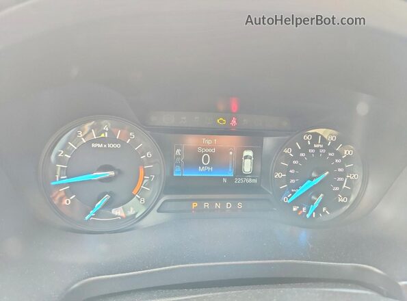 1FM5K7B83JGA67224 2018 FORD EXPLORER White Սարքավորումների վահանակի տեսք