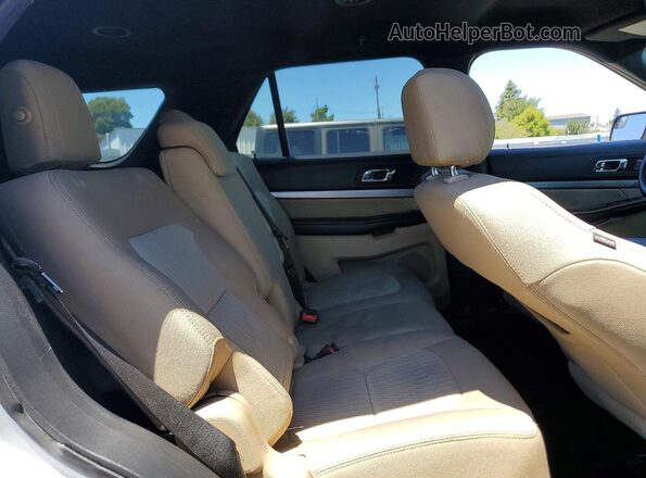 1FM5K7B86GGD29150 2016 FORD EXPLORER Silver Vista interior trasera