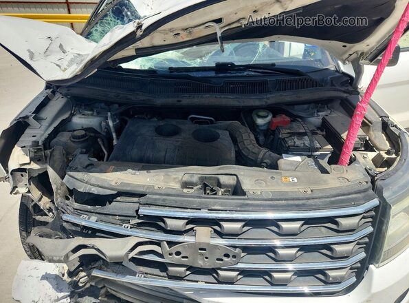 1FM5K7BH0HGA21943 2017 FORD EXPLORER White Engine compartment view