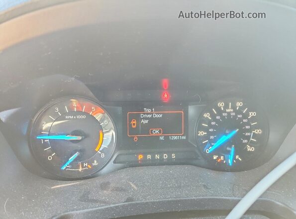 1FM5K7BH2HGA03301 2017 FORD EXPLORER Белый Вид щитка приборов