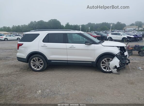 1FM5K7D80JGA87380 2018 FORD EXPLORER White Vista interior trasera
