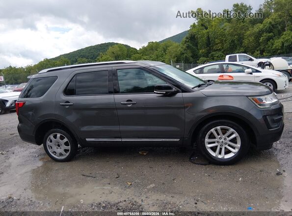 1FM5K7D81GGA32980 2016 FORD EXPLORER Gray Widok wnętrza z tyłu