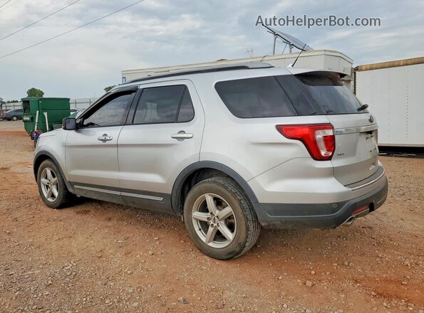 1FM5K7D81JGA67476 2018 FORD EXPLORER Silver Trasero izquierdo