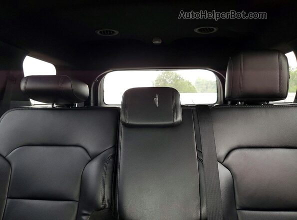 1FM5K7D81JGA67476 2018 FORD EXPLORER Silver Vista de los asientos traseros