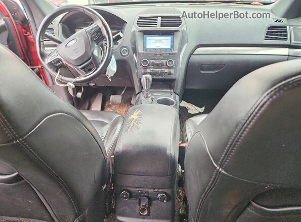 1FM5K7D81KGA39081 2019 FORD EXPLORER Red Widok deski rozdzielczej