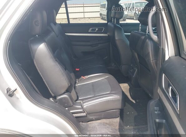 1FM5K7D82GGC57926 2016 FORD EXPLORER Silver VIN კოდის სტიკერის ხედი