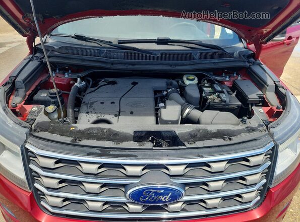 1FM5K7D82HGD95791 2017 FORD EXPLORER Красный Вид задней части салона