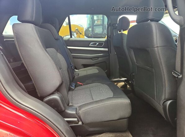 1FM5K7D82HGD95791 2017 FORD EXPLORER Красный Вид задних сидений