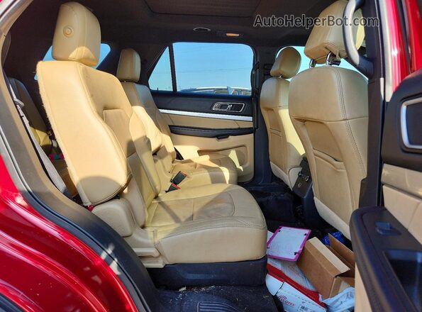 1FM5K7D84HGC46718 2017 FORD EXPLORER Red Vista interior trasera