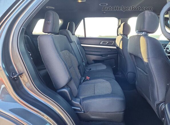 1FM5K7D84HGD96599 2017 FORD EXPLORER Gray უკანა სალონის ხედი