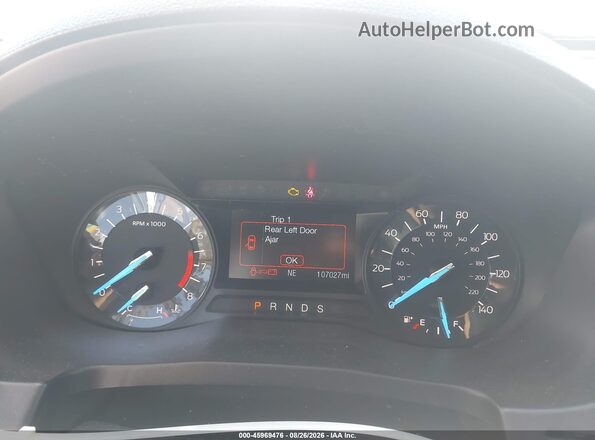 1FM5K7D84HGE24577 2017 FORD EXPLORER White Vista de los asientos traseros
