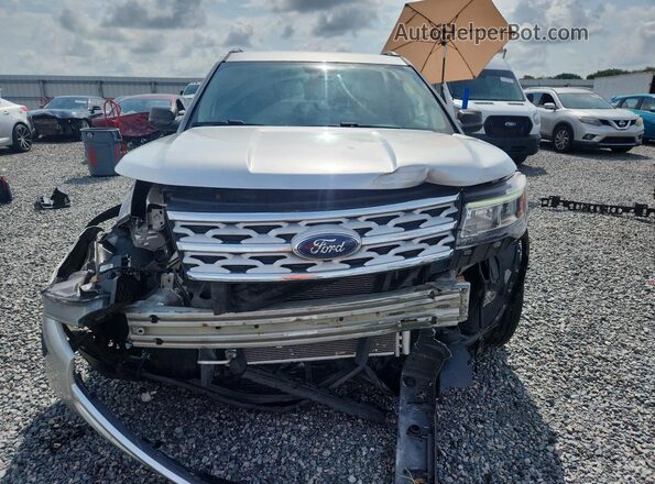 1FM5K7D84JGC63993 2018 FORD EXPLORER Серебряный Вид спереди