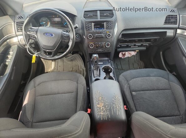 1FM5K7D84JGC63993 2018 FORD EXPLORER Серебряный Вид панели приборов