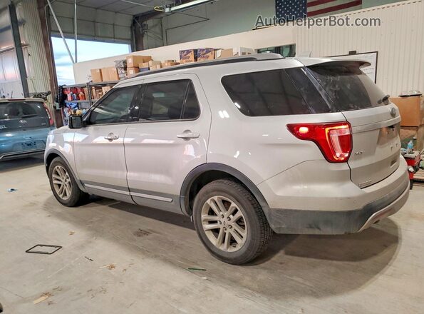 1FM5K7D85HGA41599 2017 FORD EXPLORER Silver Rear left
