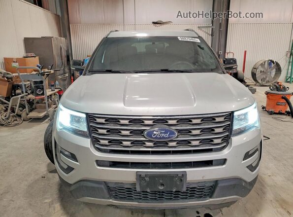 1FM5K7D85HGA41599 2017 FORD EXPLORER Silver Front view