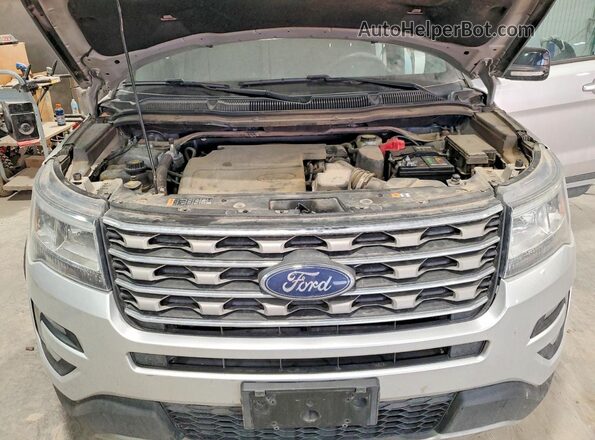 1FM5K7D85HGA41599 2017 FORD EXPLORER Silver Engine compartment view