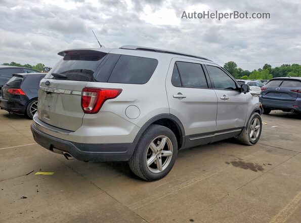 1FM5K7D86JGC32146 2018 FORD EXPLORER Silver Задня права чверть