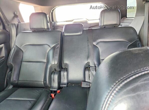 1FM5K7D87HGA15697 2017 FORD EXPLORER White Հետևի նստատեղերի տեսք