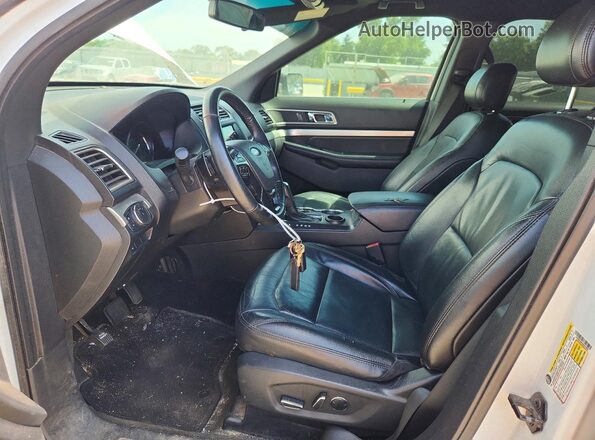 1FM5K7D87HGA15697 2017 FORD EXPLORER White Սալոնի դիմացի տեսք