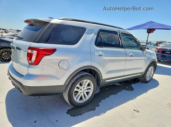1FM5K7D87HGD78761 2017 FORD EXPLORER Silver Задня права чверть