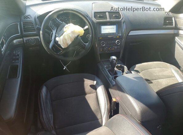 1FM5K7D87JGA11543 2018 FORD EXPLORER Charcoal Widok deski rozdzielczej