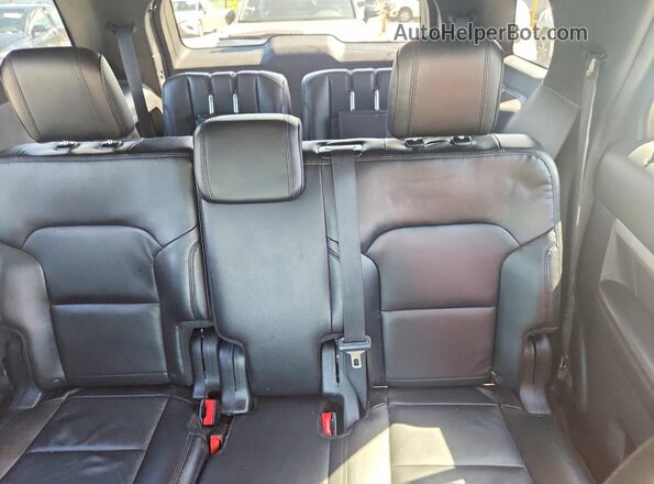 1FM5K7D88GGB09151 2016 FORD EXPLORER Red Հետևի նստատեղերի տեսք