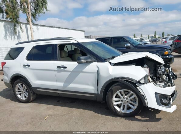 1FM5K7D88GGD03081 2016 FORD EXPLORER White Widok wnętrza z tyłu