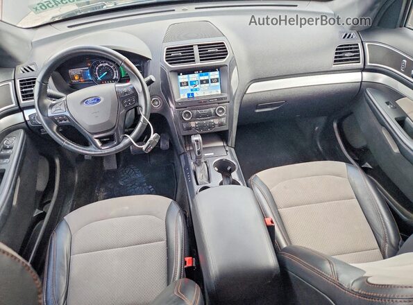 1FM5K7D88HGC75669 2017 FORD EXPLORER Gray წინა პანელის ხედი