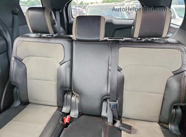 1FM5K7D88HGC75669 2017 FORD EXPLORER Gray უკანა სავარძლების ხედი