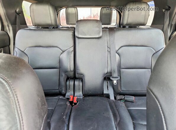 1FM5K7D88JGC25408 2018 FORD EXPLORER Silver Widok tylnych siedzeń