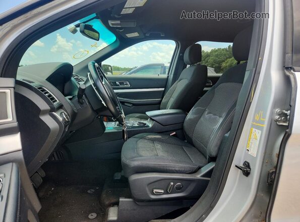 1FM5K7D89GGA11231 2016 FORD EXPLORER Silver Engine compartment view