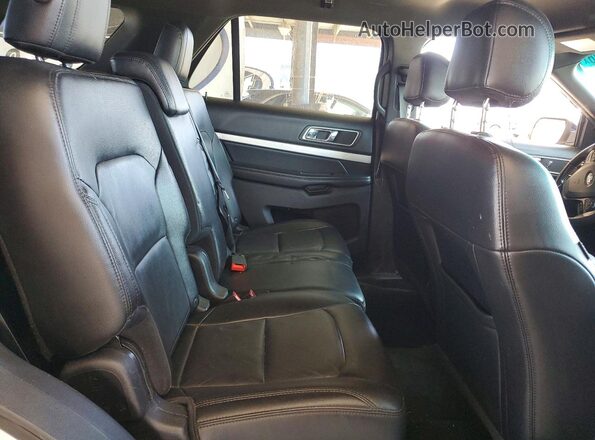 1FM5K7D89GGD03719 2016 FORD EXPLORER White Widok wnętrza z tyłu
