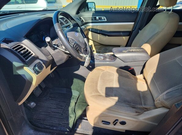 1FM5K7D89HGC13360 2017 FORD EXPLORER Charcoal Вид салону спереду