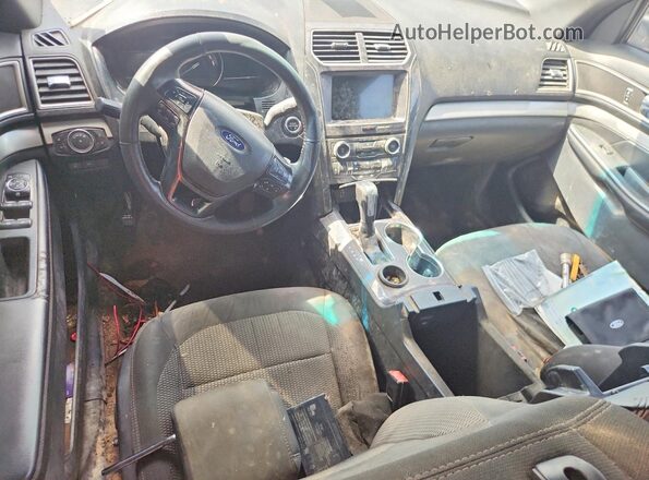 1FM5K7D8XHGA84867 2017 FORD EXPLORER Угольный Вид панели приборов