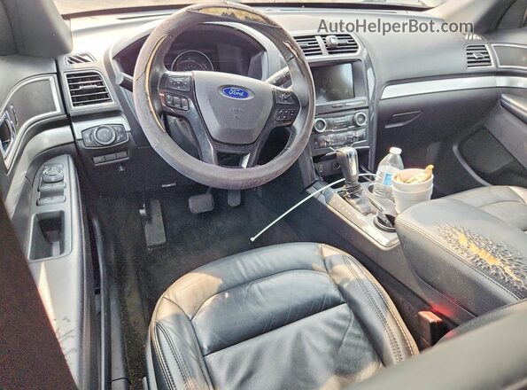 1FM5K7D8XHGD48685 2017 FORD EXPLORER Beige Dashboard view