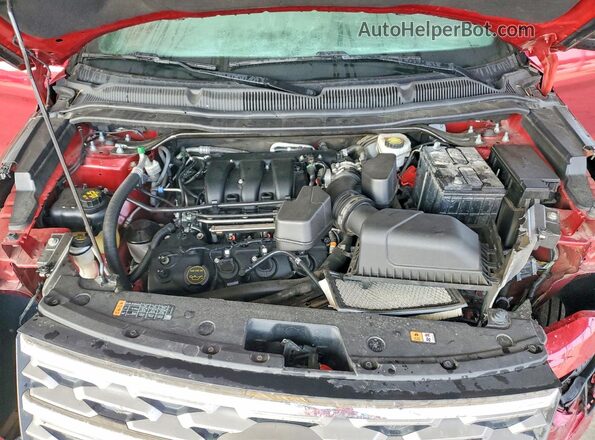 1FM5K7D8XJGA76225 2018 FORD EXPLORER Red Widok wnętrza z tyłu