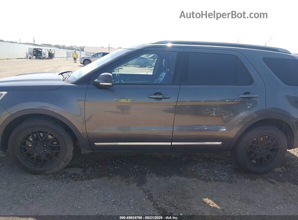 1FM5K7DH3KGB51607 2019 FORD EXPLORER Black Widok wnętrza 360 stopni
