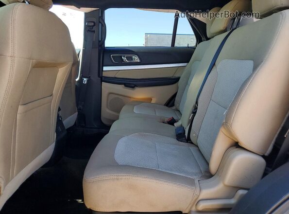 1FM5K7DH7GGA92956 2016 FORD EXPLORER Gray Widok wnętrza z tyłu