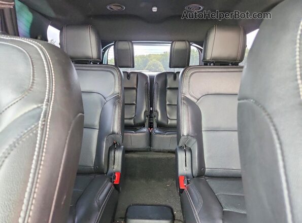 1FM5K7F86JGB15924 2018 FORD EXPLORER Black უკანა სავარძლების ხედი