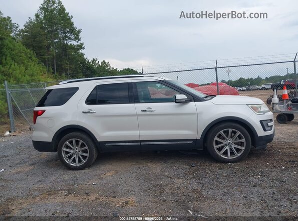 1FM5K7F87HGC06551 2017 FORD EXPLORER Белый Вид задней части салона