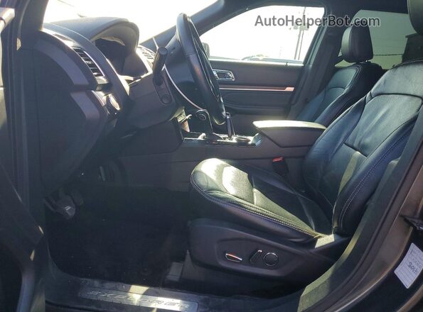 1FM5K7F88JGA16117 2018 FORD EXPLORER Charcoal Front interior view