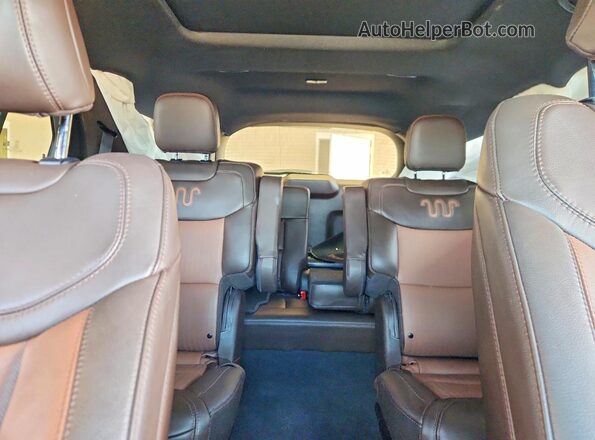 1FM5K7LCXNGA64927 2022 FORD EXPLORER White Rear seats view