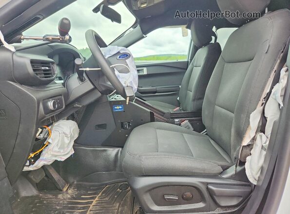 1FM5K8AB2NGA05385 2022 FORD EXPLORER White Widok wnętrza z przodu