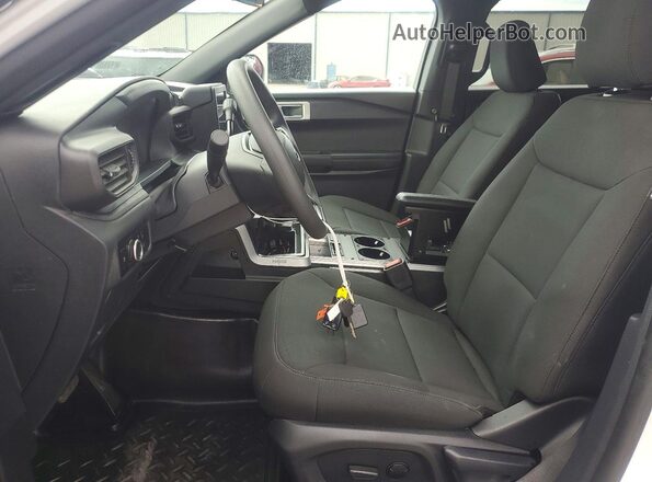 1FM5K8AB2SGA50824 2025 FORD EXPLORER White Vista interior delantera