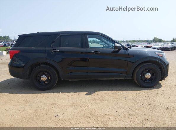 1FM5K8AB6NGA54170 2022 FORD POLICE INTERCEPTOR Black Widok wnętrza z tyłu
